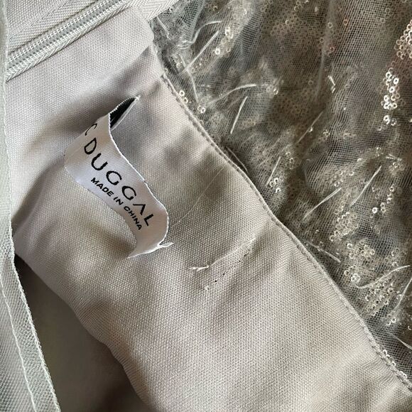 Mac Duggal 20307 Bishop Sleeve Sequin Dress Size 22 - Picture 7 of 13